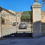 In Contesto Esclusivo In Pieno Centro